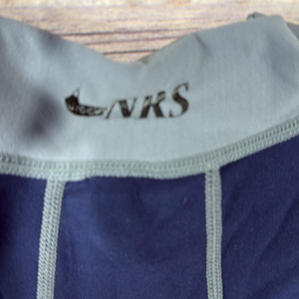 NRS Base-layer Rash Guard - Picture 9 of 9
